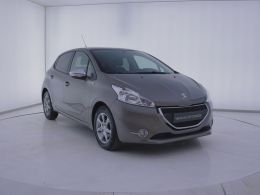 Peugeot 208 5P STYLE 1.4 HDi 68 Peugeot 208 5P STYLE 1.4 HDi 68
